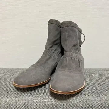 Clarks 스웨이드 부츠