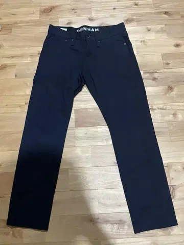 DENHAM 팬츠