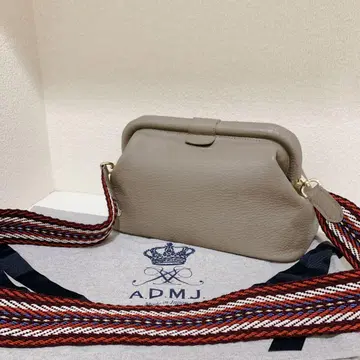 미사용 택 포함 ADMJ 숄더백 금속 장식 램 가죽 크로스바디백