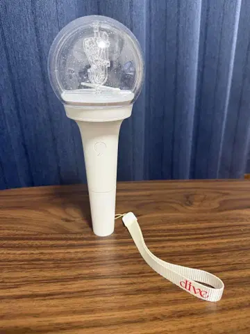 Ive 공식 응원봉