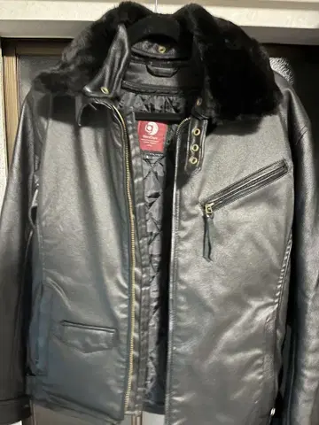 Bevel Gear의 천연 가죽 자켓