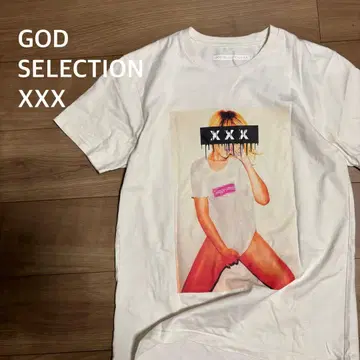 GOD SELECTION XXX 리한나 TEE