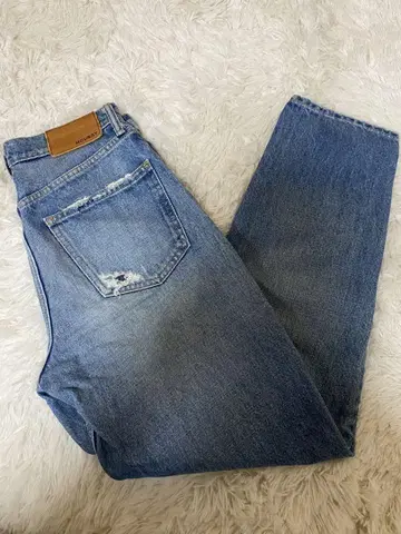 MOUSSY 데미지 스트레이트 데님 25 빨간 귀