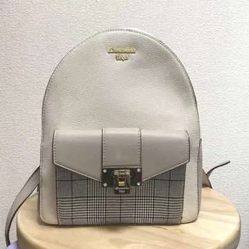 사만사 베가 백팩