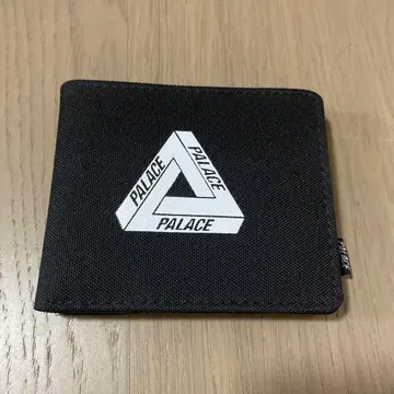 PALACE 블랙 접이식 지갑