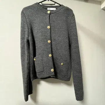 ZARA 골드 버튼 니트 가디건