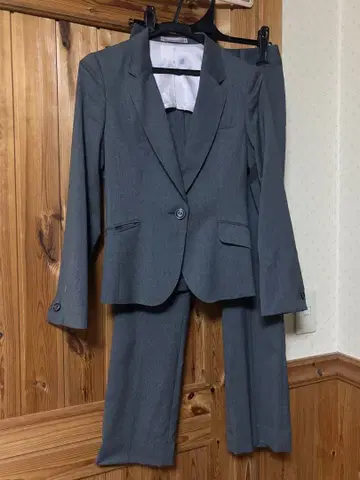 Precious Stretch 그레이 정장 세트