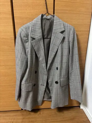 GU 체크 무늬 더블 브레스트 자켓 S