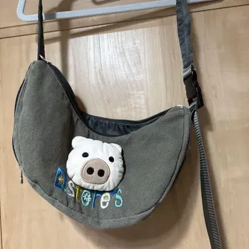 drug store's 숄더백