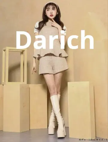 새상품급 Darich 스프링 트위드 하이웨스트 숏팬츠 S