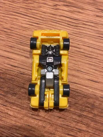 트랜스포머, [범블비]