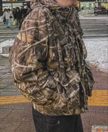 리얼트리 후드 부착 자켓