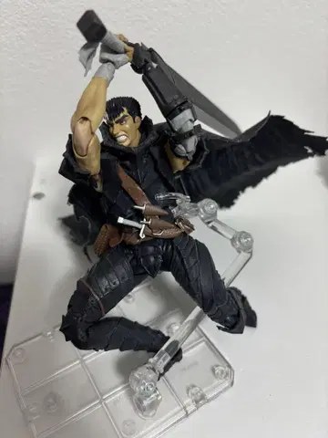 베르세르크 SH피규아트 갓츠