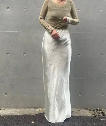 enof velvet long skirt