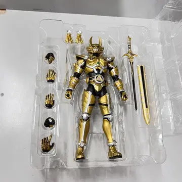 S.H.Figuarts 황금 기사 랑 초기 버전