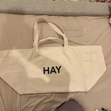 HAY weekend bag 화이트