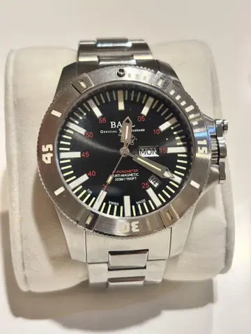 볼 워치 엔지니어 하이드로카본 스페이스마스터 BGL 레어 모델