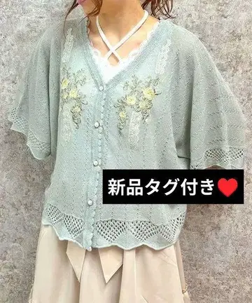 택 포함 새상품 axes femme 레이스 x 로즈 자수 판초