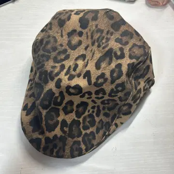 레오파드 무늬 베레모 W.A.Su