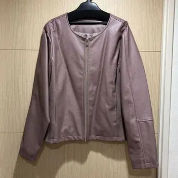 미사용 새상품 택 있음 FURRY 더스티 핑크 페이크 가죽 자켓