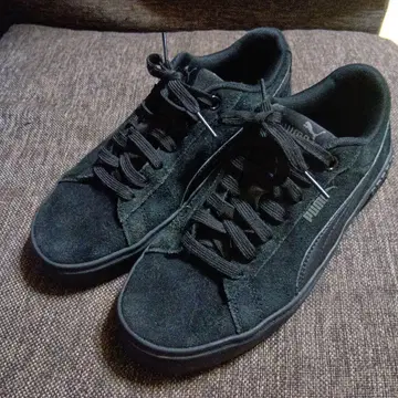 Puma 스웨이드 스니커즈 블랙