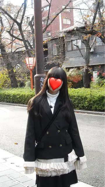 LA POMME PETIT 프릴 테일러드 자켓 발레코어