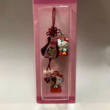 헬로키티 스트랩 한국 전통 의상