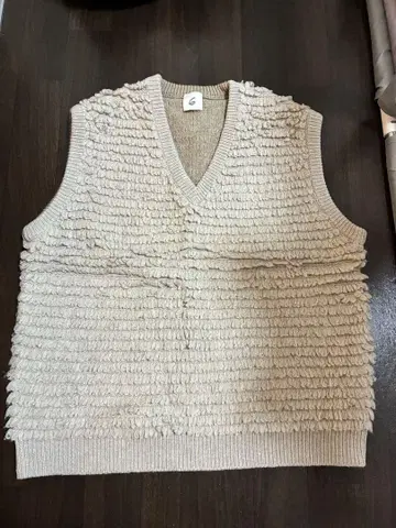 6 (ROKU) 니트 베스트 베이지