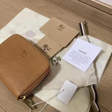 [ 새상품 ] - IL BISONTE 브라운 가죽 접이식 지갑