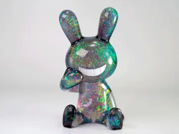 BLACK RABBiT 앉은 OPAL TYPE A 블랙라빗