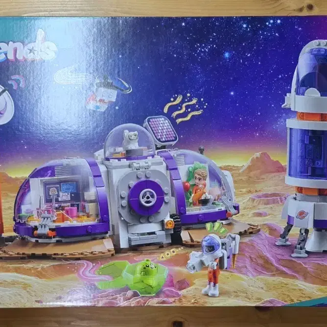 LEGO | 레고 Lego 40567 Forest Hideout on Bunjang Global Site.