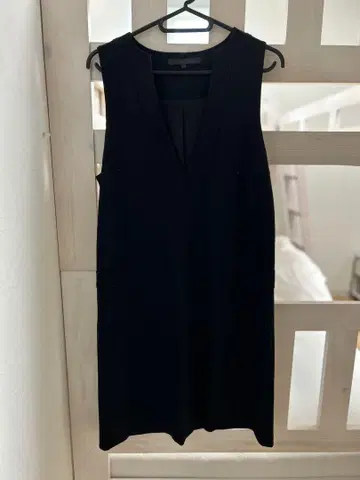 ANAVI 블랙 슬리브리스 원피스 38