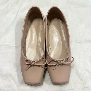 SAPPUN [미사용 새상품] 리본 포함 핑크 플랫슈즈 S사이즈