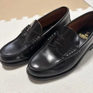 REGAL 블랙 로퍼 24EE