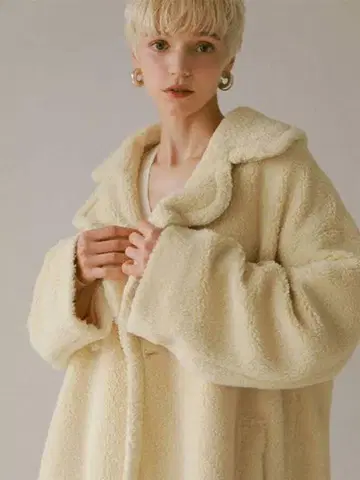 ETRE TOKYO 테디베어 코트 (보아 코트)