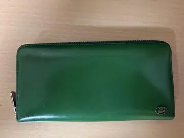 라코스테 그린 컬러 장지갑 지퍼 포함
