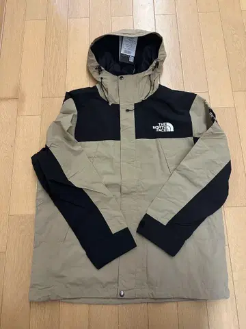 THE NORTH FACE 자켓 화이트 라벨