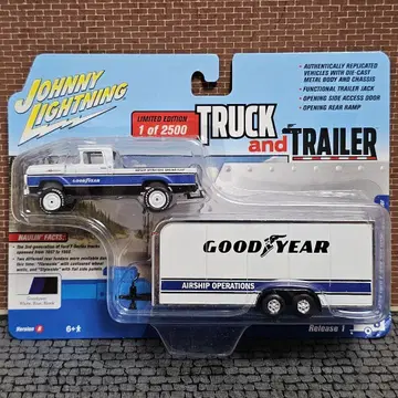 조니 라이트닝 굿이어 트럭 & 트레일러 1/64