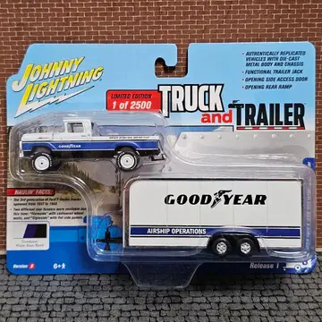 조니 라이트닝 굿이어 트럭 & 트레일러 1/64