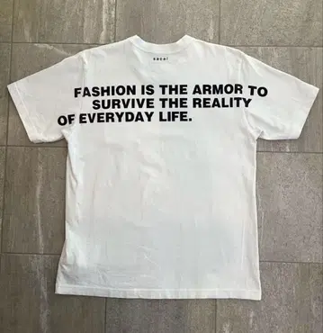 24aw sacai 화이트 T셔츠 size4