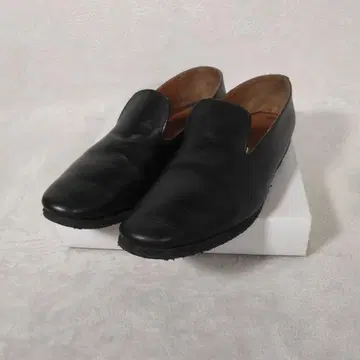 tomo&co 블랙 가죽 로퍼