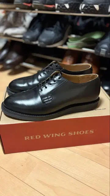 RED WING SHOES 포스트맨 슈즈