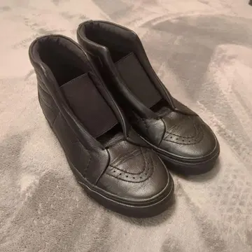 VANS 하이컷 SK8 HI 블랙 가죽 느낌