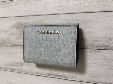 MICHAEL KORS 3단 폴더형 지갑 라이트 블루
