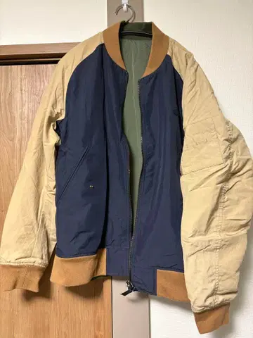 라코스테 리버서블 MA-1 자켓 네이비/베이지/올리브