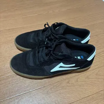 데라발 캐주얼 스니커즈 블랙