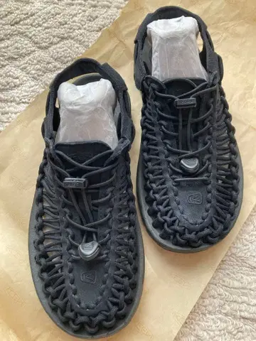 KEEN UNEEK 여성용 23.5cm