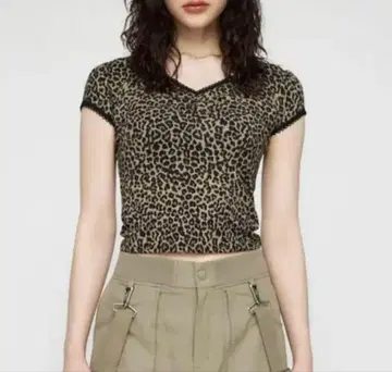 LAGUA GEM LEOPARD LACE 상의 라구아 제무
