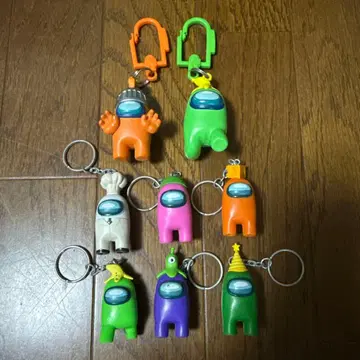 어몽어스 키링 8개 세트