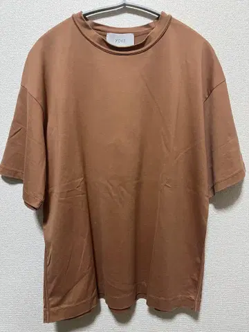 YOKE 브라운 T셔츠